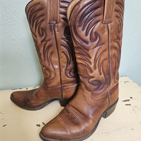 Dan Post Brown Leather Ankle Boots - Picture 4 of 12